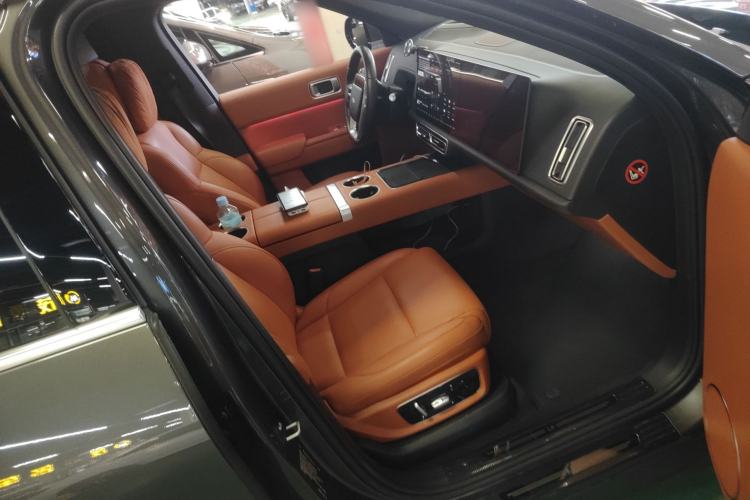 Used Li Auto L9 2022 Max model
