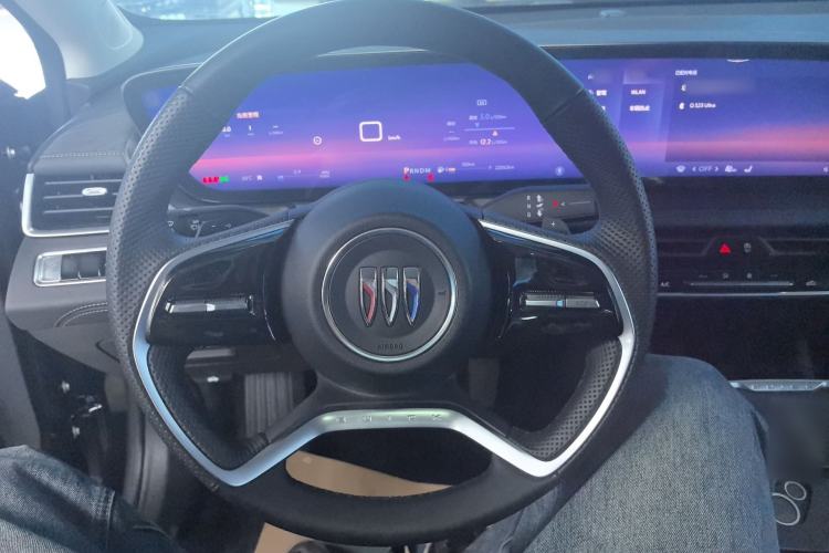 Used Buick LaCrosse 2025 28T Platinum Edition