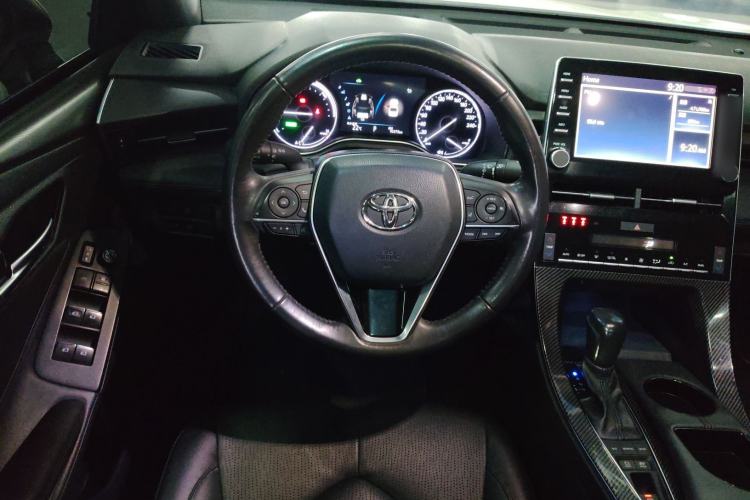 Used Toyota Avalon 2019 Dual-Engine 2.5L Luxury Edition China VI Standard