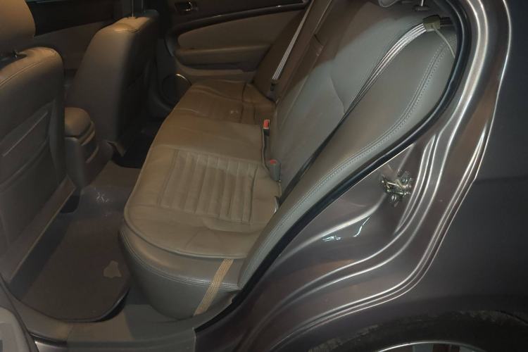 Used Chevrolet Epica 2013 1.8 SL ZhiZhen Edition MT Left Rear Seat