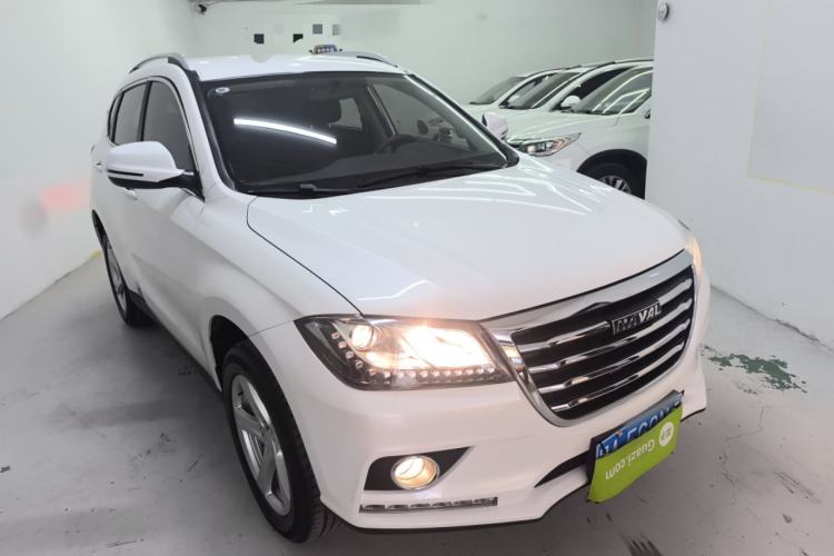 Used Haval H2 2018 Chuanxiang Edition 1.5T Manual Two-Wheel Drive Fashion Model China V Standard Front Right 45 Deg