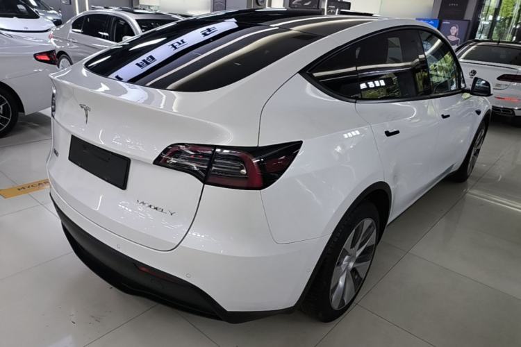 Used Tesla Model Y 2022 Rear-Wheel-Drive Version