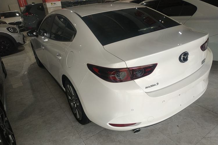 Used Mazda 3 Axela 2022 2.0L Automatic ZhiXuan Edition Exterior 2