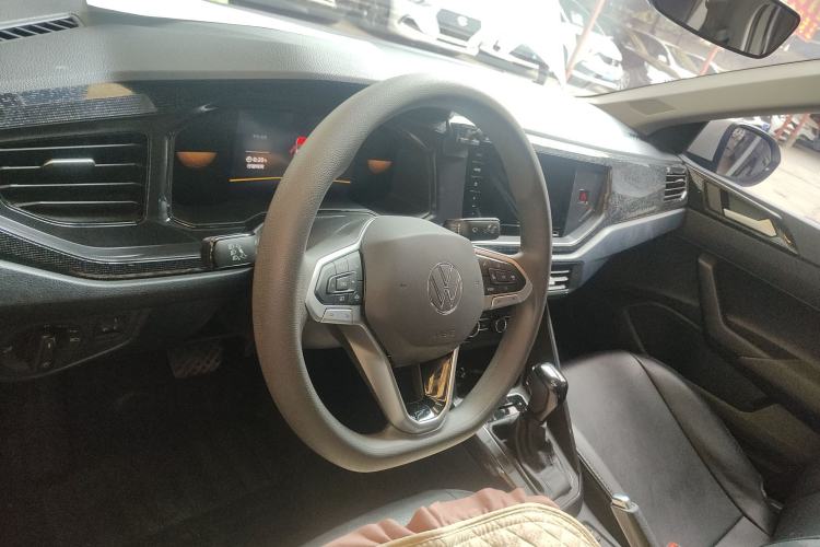 Used Volkswagen Lavida 2023 New Sharp 1.5L Automatic Excellent New Edition
