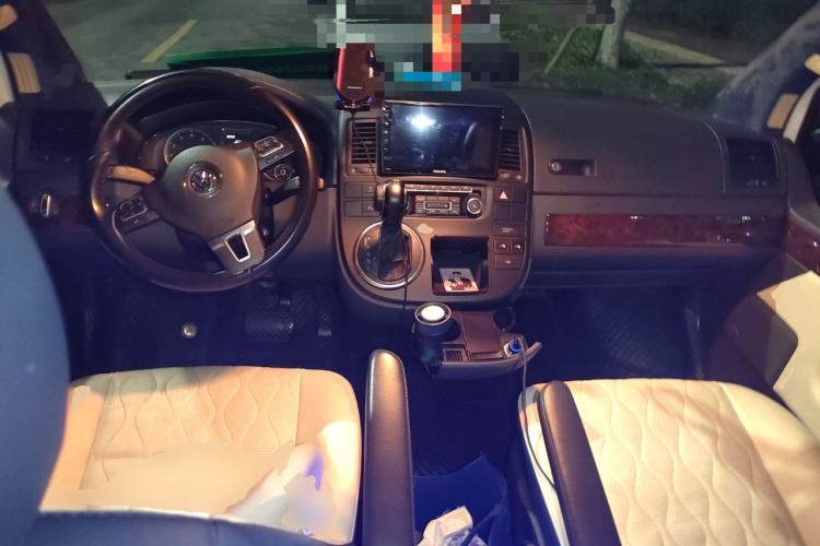 Used Volkswagen Multivan 2012 2.0 TSI Four-Wheel Drive Deluxe Edition
