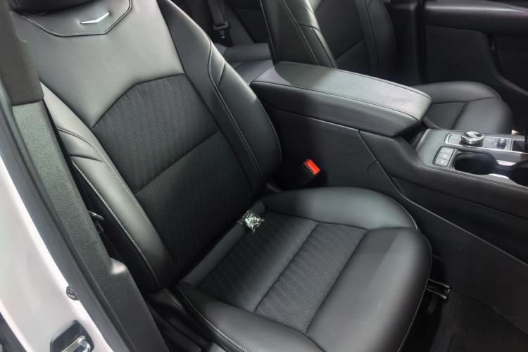 Used Cadillac XT4 2020 Revised Version 28T Two-Wheel Drive Tech Edition