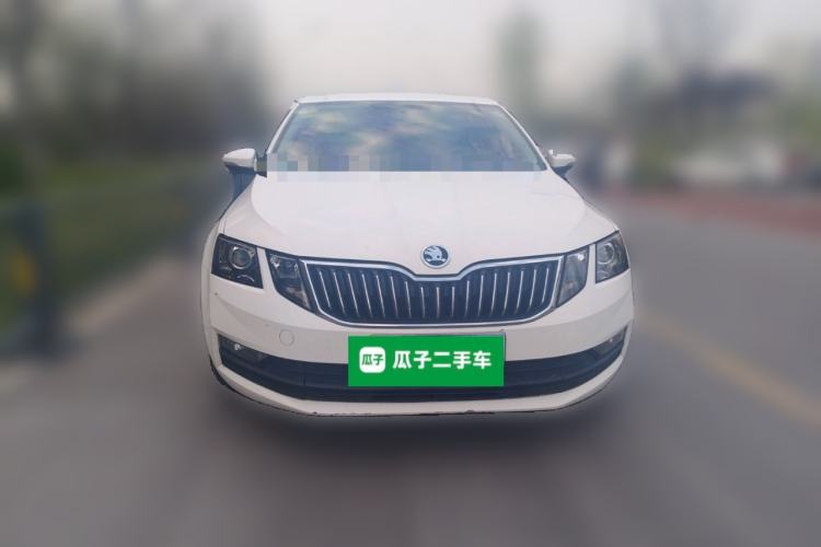 Used Skoda Octavia 2018 1.6L Automatic Comfort Edition Front