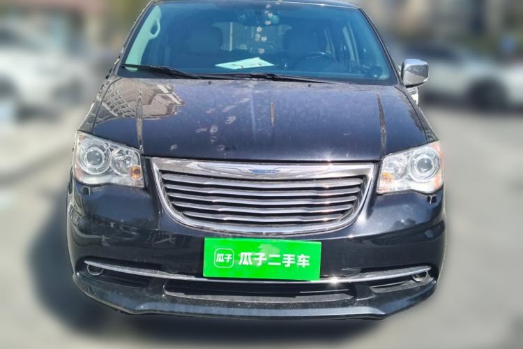 Used Chrysler Grand Voyager 2013 3.6L Luxury Edition