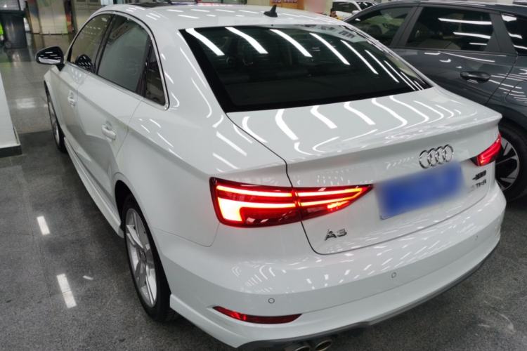 Used Audi A3 2020 Limousine 35 TFSI Fashion Edition China VI Emission Standard Exterior 2