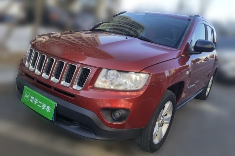 Used Jeep Compass 2012 2.4L four-wheel-drive sport version