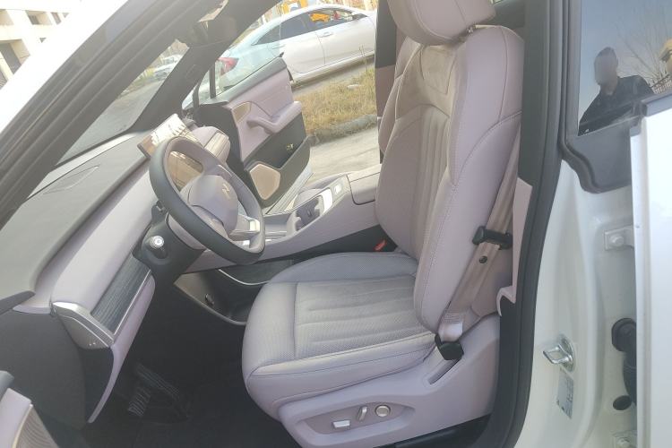 Used ONVO L60 2025 Model—60 kWh Rear-Wheel-Drive Version