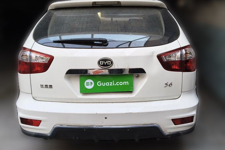 Used BYD S6 2013 Jingyue Edition 2.0L Manual Luxury Model 5 Seats