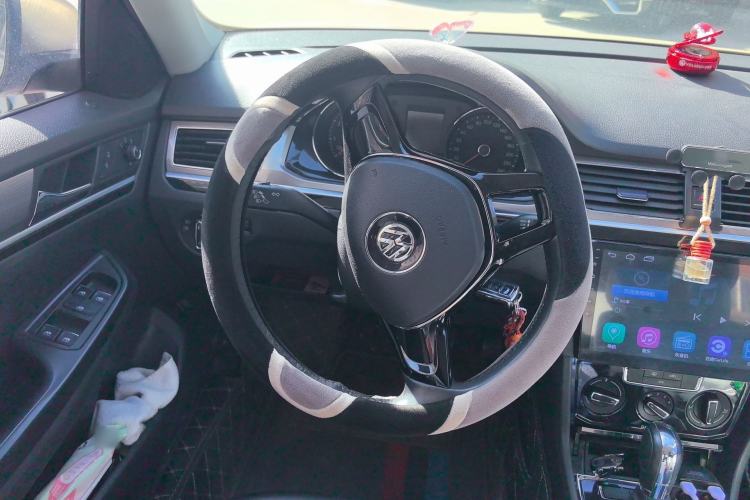 Used Volkswagen Bora 2016 1.6L Automatic Comfort Model