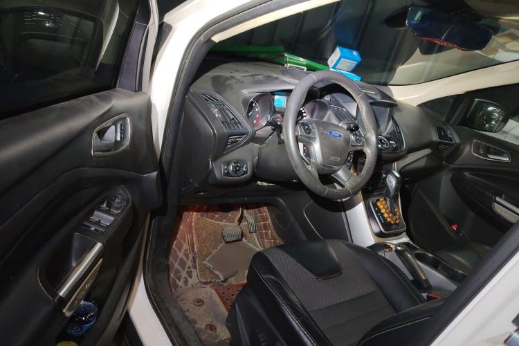 Used Ford Kuga 2013 1.6L GTDi Two-Wheel-Drive Trend Model