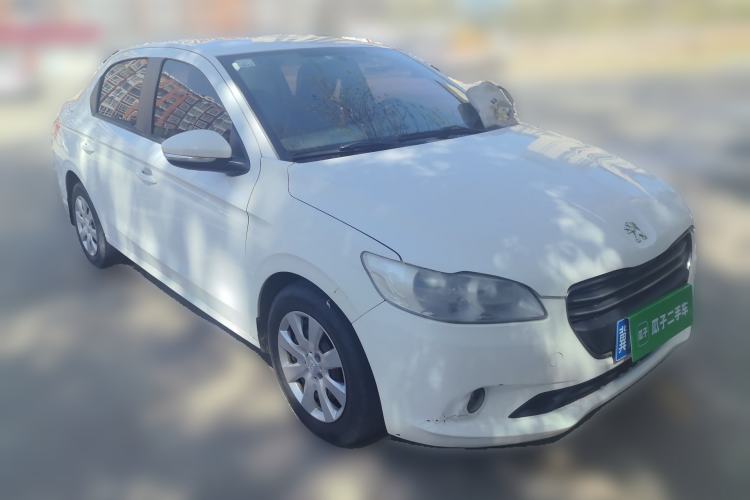 Used Peugeot 301 2014 1.6L Manual Comfort Edition Front Right 45 Deg