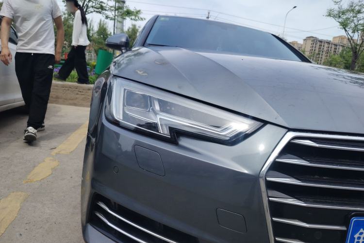 Used Audi A4L 2018 30th Anniversary Edition 40 TFSI Trendy Model Right Front Headlight