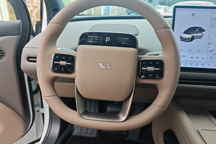 Used Li Auto Li Auto i6 2025 Model Two-Wheel-Drive Standard Type
