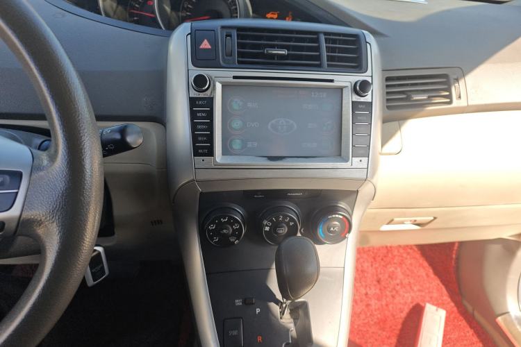 Used Toyota Verso 2014 Starlight 180E CVT Elite Edition