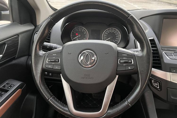 Used Dongfeng Fengdu MX5 2016 2.0L Automatic Flagship Edition