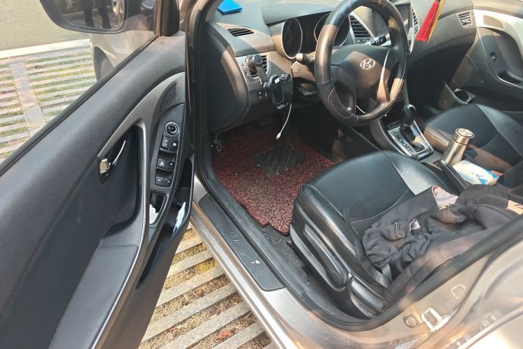 Used Hyundai Elantra (5th Generation / Langdong) 2012 1.6L Automatic Leading Model
