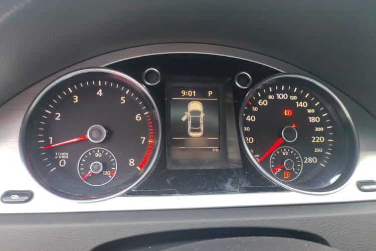 Used Volkswagen FAW-Volkswagen CC 2011 1.8TSI Luxury Model Instrument Cluster