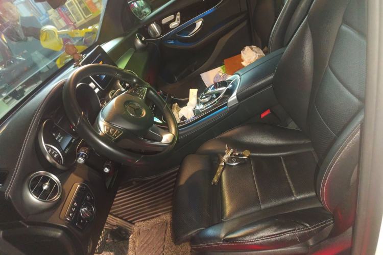 Used Mercedes-Benz GLC 2017 GLC 260 4MATIC Luxury Model