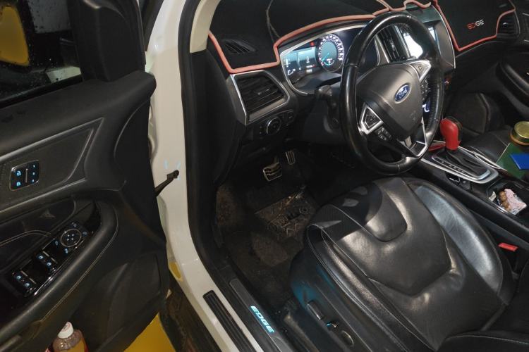 Used Ford Edge 2016 EcoBoost 245 Four-Wheel Drive Titanium 7-Seater