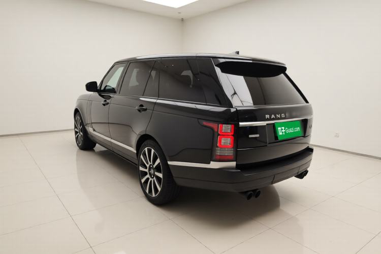 Used Land Rover Range 2016 3.0 SC V6 Vogue Extended Version Exterior 3