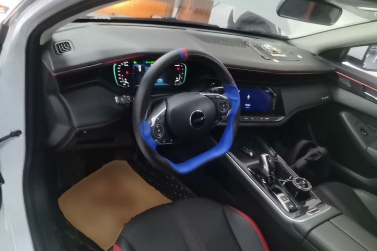 Used Dongfeng Aeolus Yixuan MAX 2023 1.5T Super-Powered Dad Edition