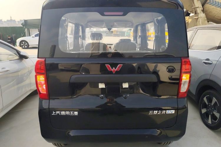 Used Wuling Zhiguang New Energy 2025 Model 305km Ambitious Edition
