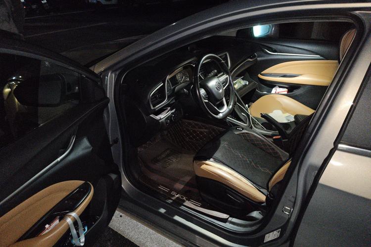 Used Buick GT 2018 18T Automatic Flagship Model
