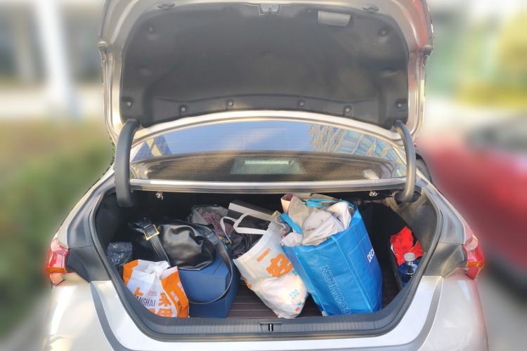 Used Toyota Avalon 2019 Dual-Engine 2.5L Luxury Edition China VI Standard
