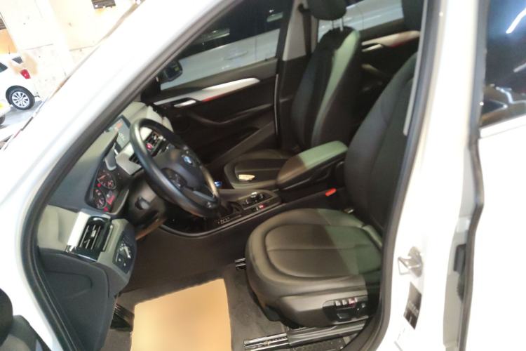 Used BMW X1 2016 sDrive18Li Fashion Model Left Front Seat