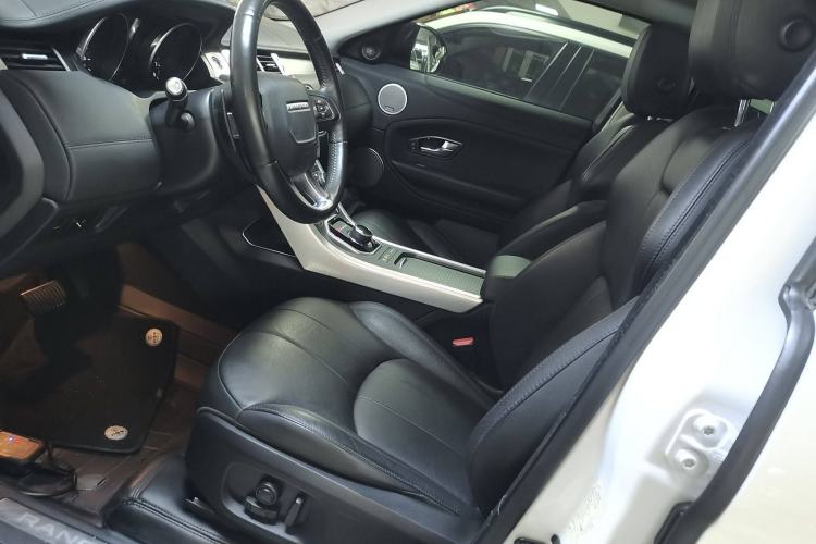 Used Land Rover Range Rover Evoque 2018 240 PS SE Smart Brilliance Edition