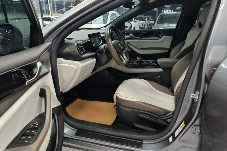 Used BYD Qin PLUS 2024 Honor Edition EV 420KM Leading Model