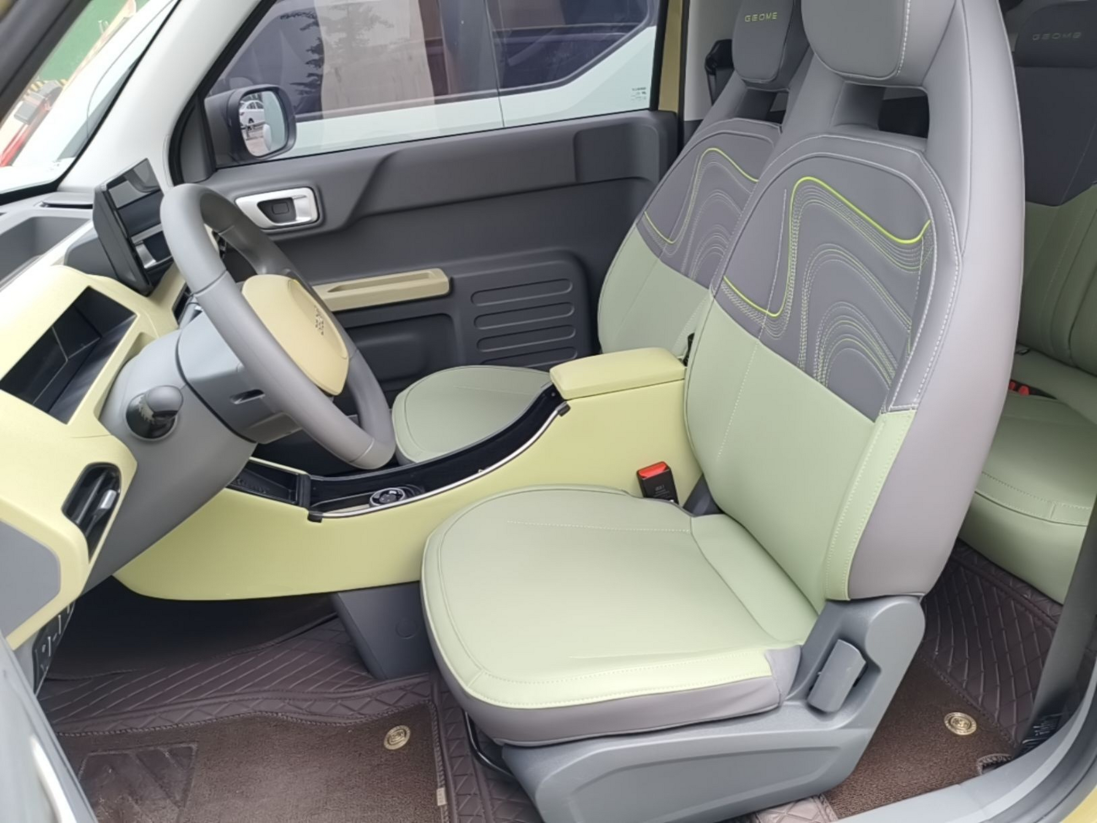 Interior delantero