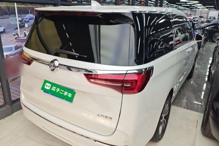 Used Buick GL8 2022 ES Landtrek 653T Luxury Edition