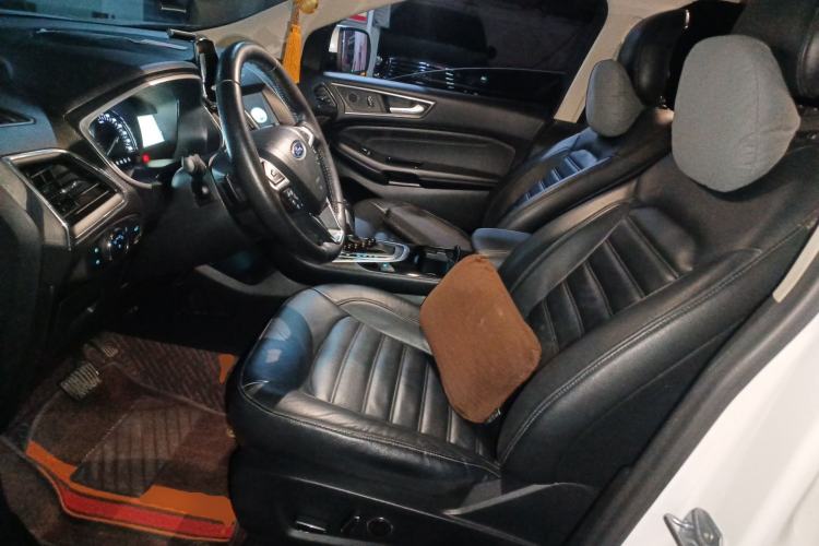 Used Ford Edge 2016 EcoBoost 245 Two-Wheel-Drive Titanium 7-Seater