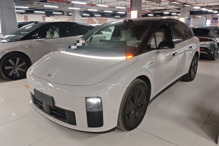 Used Li Auto Li Auto i6 2025 Model Two-Wheel-Drive Standard Type