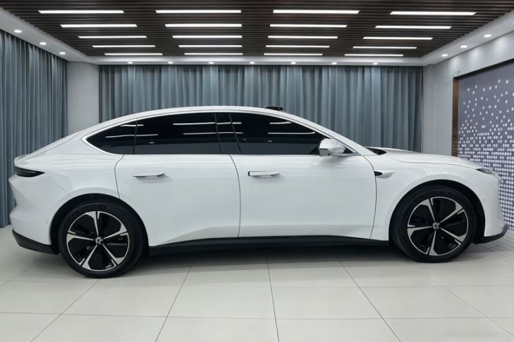 Used Nio ET5 2025 75 kWh
