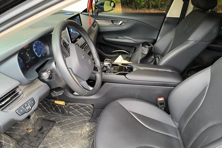 Used Hongqi E-QM5 2022 431 km Charge & Enjoy Edition