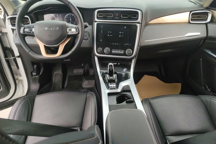 Used Lynk & Co 01 2017 2.0T Two-Wheel Drive Pro Edition
