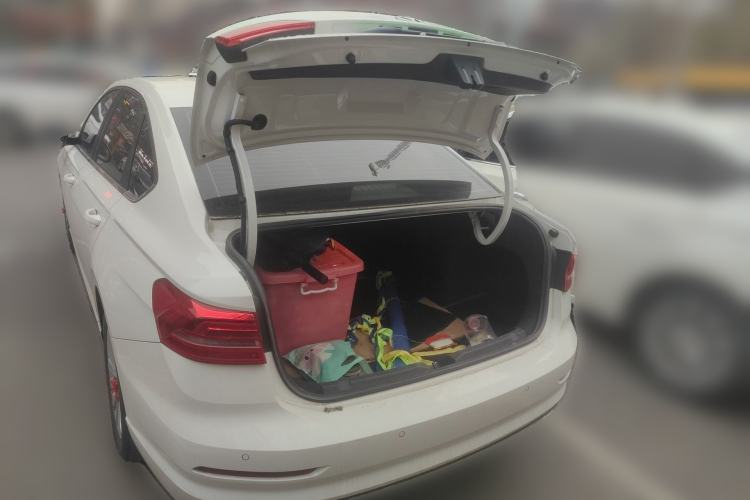 Used Volkswagen Lavida 2019 1.5L Automatic Vision Edition China VI Standard Trunk