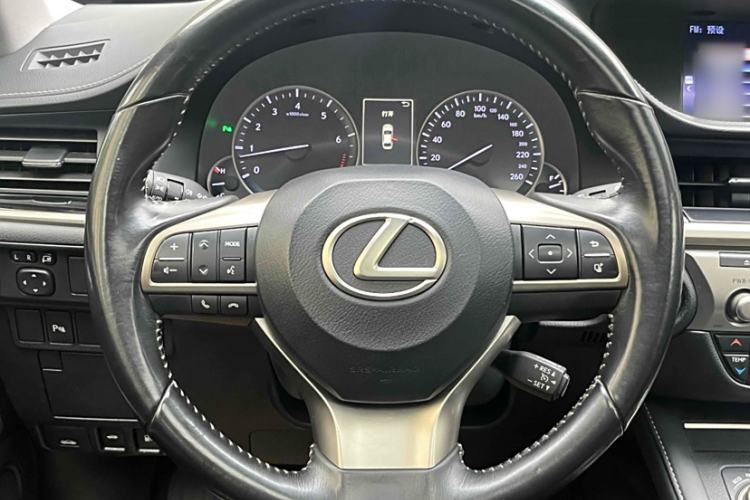 Used Lexus ES 2015 200 Elite Edition
