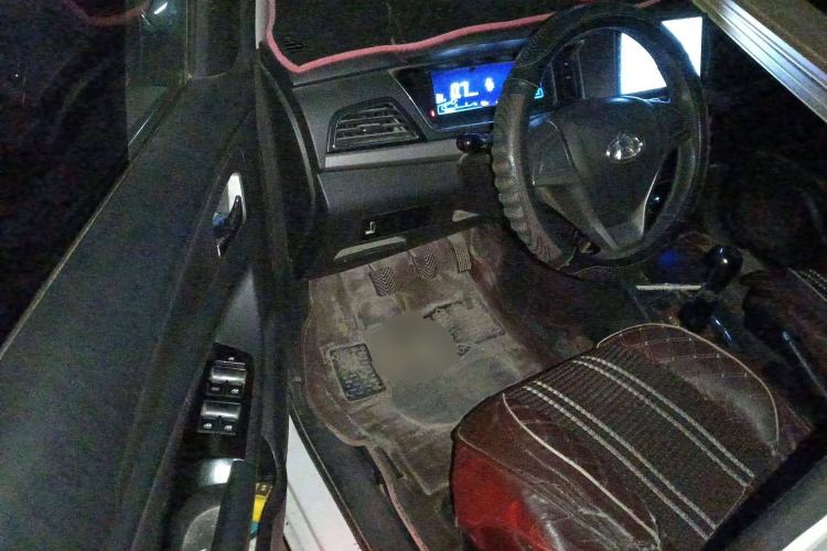 Used CHANGAN KAICHENG Oushang A600 2017 1.5L Manual Standard Edition
