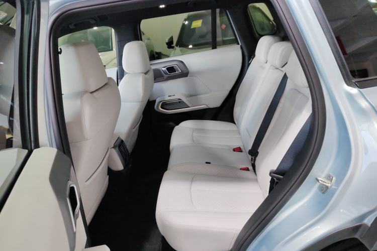 Used Formula Leopard Titanium 3 2025 501KM All-Wheel Drive Intelligent Driving Ultra Version