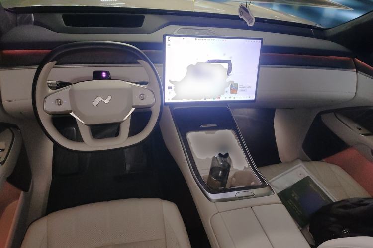 Used ONVO Luxeed L90 2025 Model—Ultra Six-Seater Version