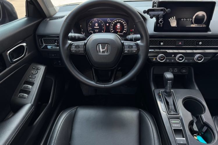 Used Honda Civic 2023 240TURBO CVT Dynamic Edition