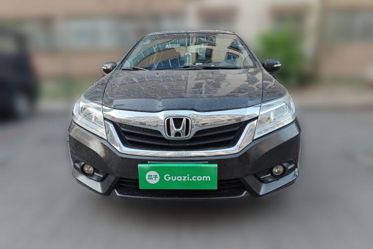 Used Honda Crider 2015 1.8L automatic luxury edition
