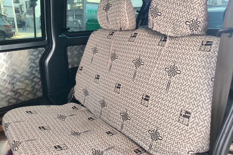 Used Jinbei Gold Hiace M Classic 2024 1.5L Engineering Lion Passenger Van 7 Seats Left Rear Seat